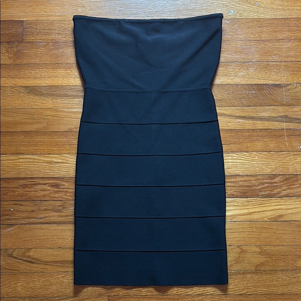 BCBG MAXAZRIA Bodycon Black Strapless Dress